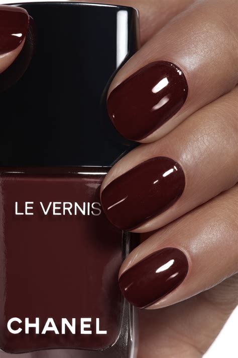 chanel le vernis makeup